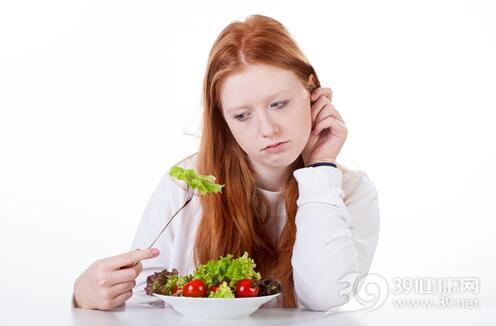 盲目节食减肥容易导致闭经