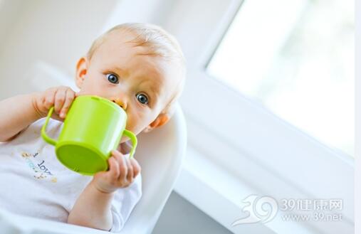 1岁以上的宝宝可以喝些什么？